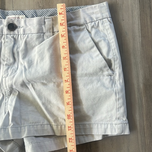 Merona 14 Light Tan Chino 2 inch inseam shorts classic short deep pockets great - Picture 5 of 11